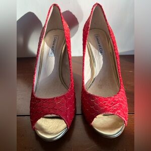 Vintage Louise et Cie red skin pumps